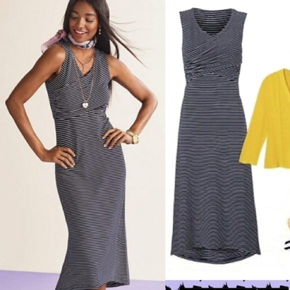 CAbi Dresses & Skirts - 🌸 Cabi Never Worn Stripped Maxi Launch Dress